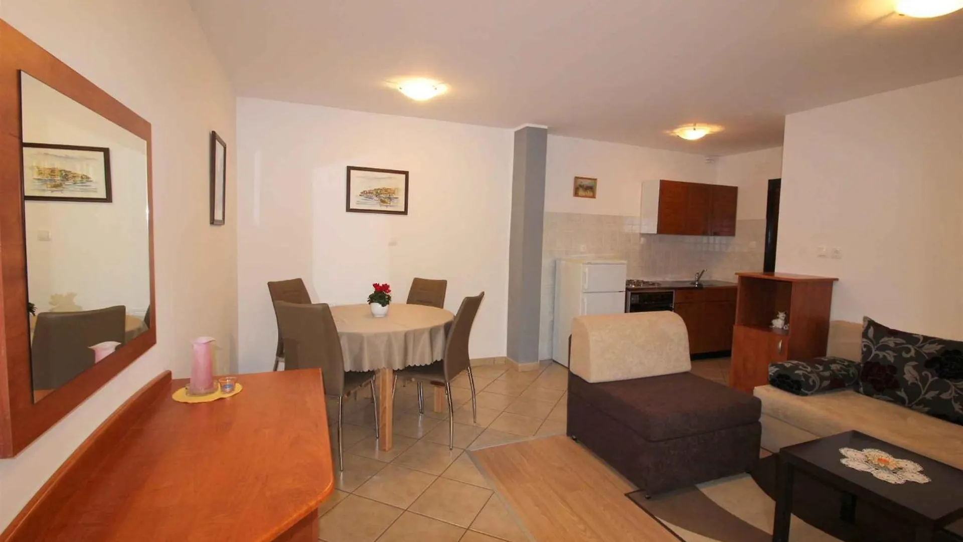 Apartment In Novigrad/Istrien 9505 Karpinjan